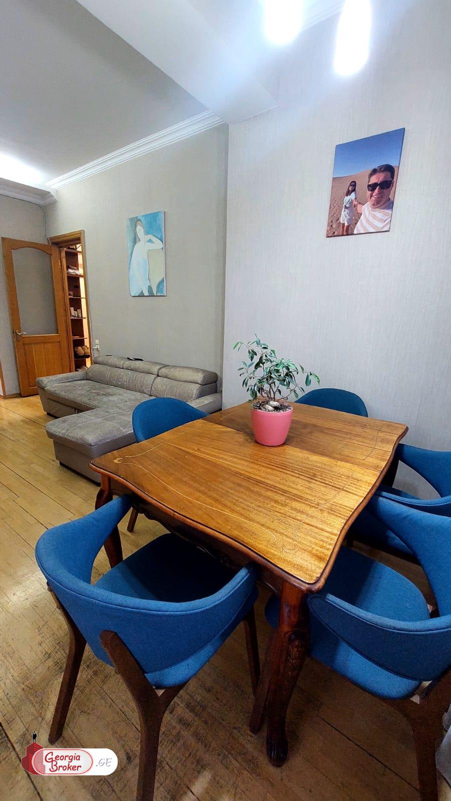 nearly repaired 5-room apartment for sale